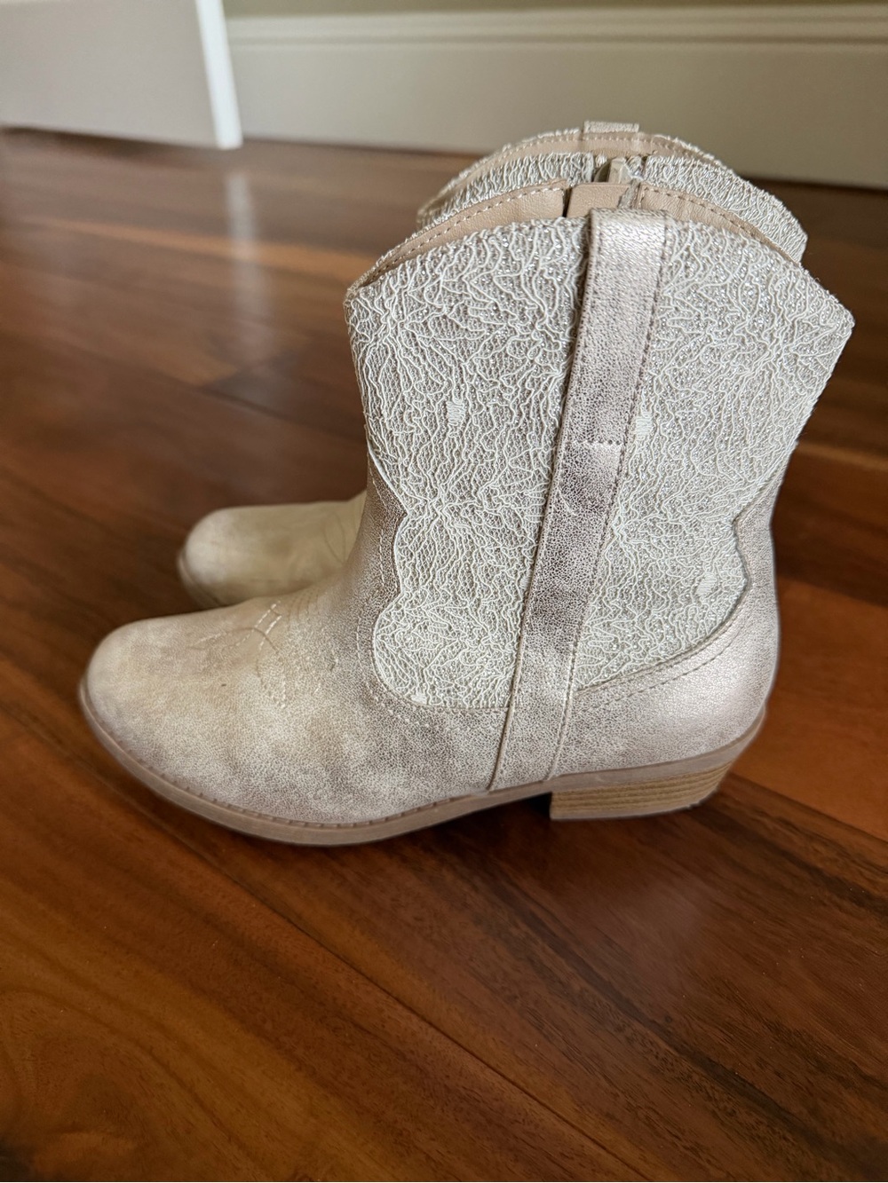 Kids Metallic Cream Western Cowboy Boots